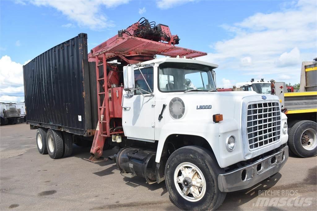 Ford L9000 Araç üzeri vinçler