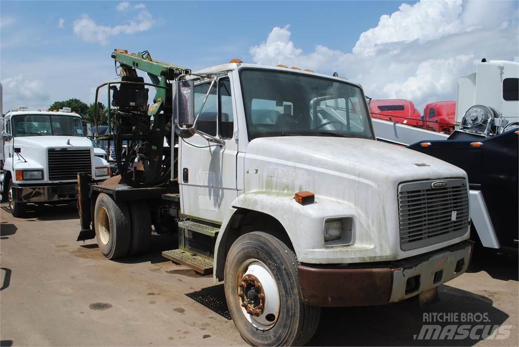 Freightliner FL70 Araç üzeri vinçler