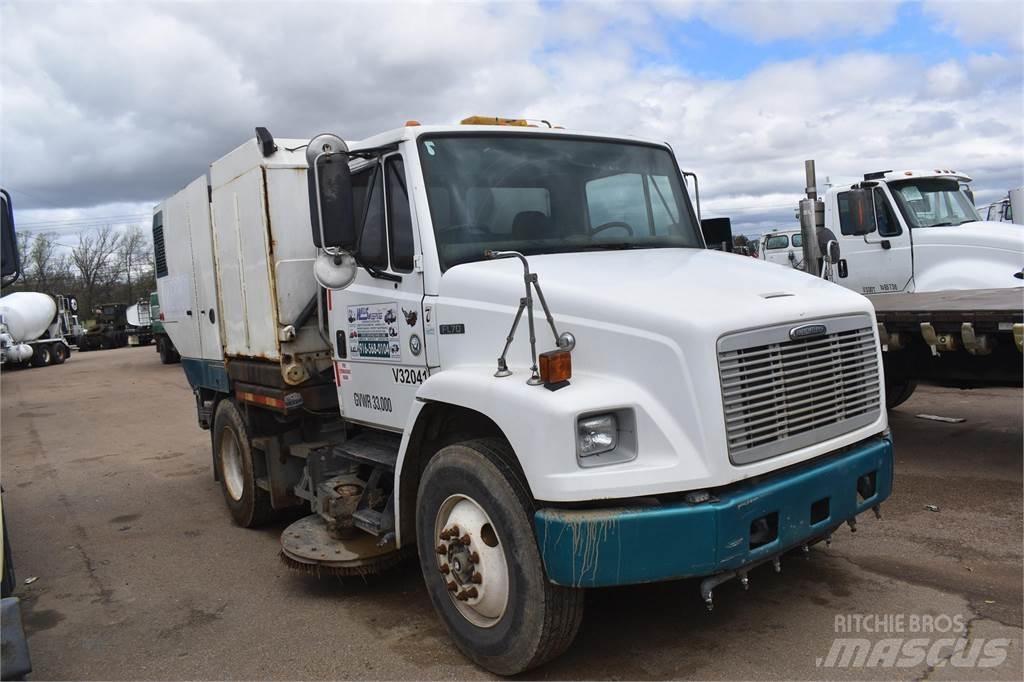 Freightliner FL70 Süpürme kamyonları