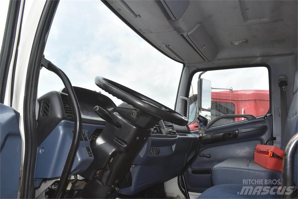 Hino 338 Belediye / genel amaçli araçlar