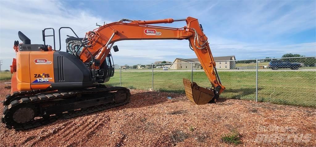 Hitachi ZX135US-6 Paletli ekskavatörler