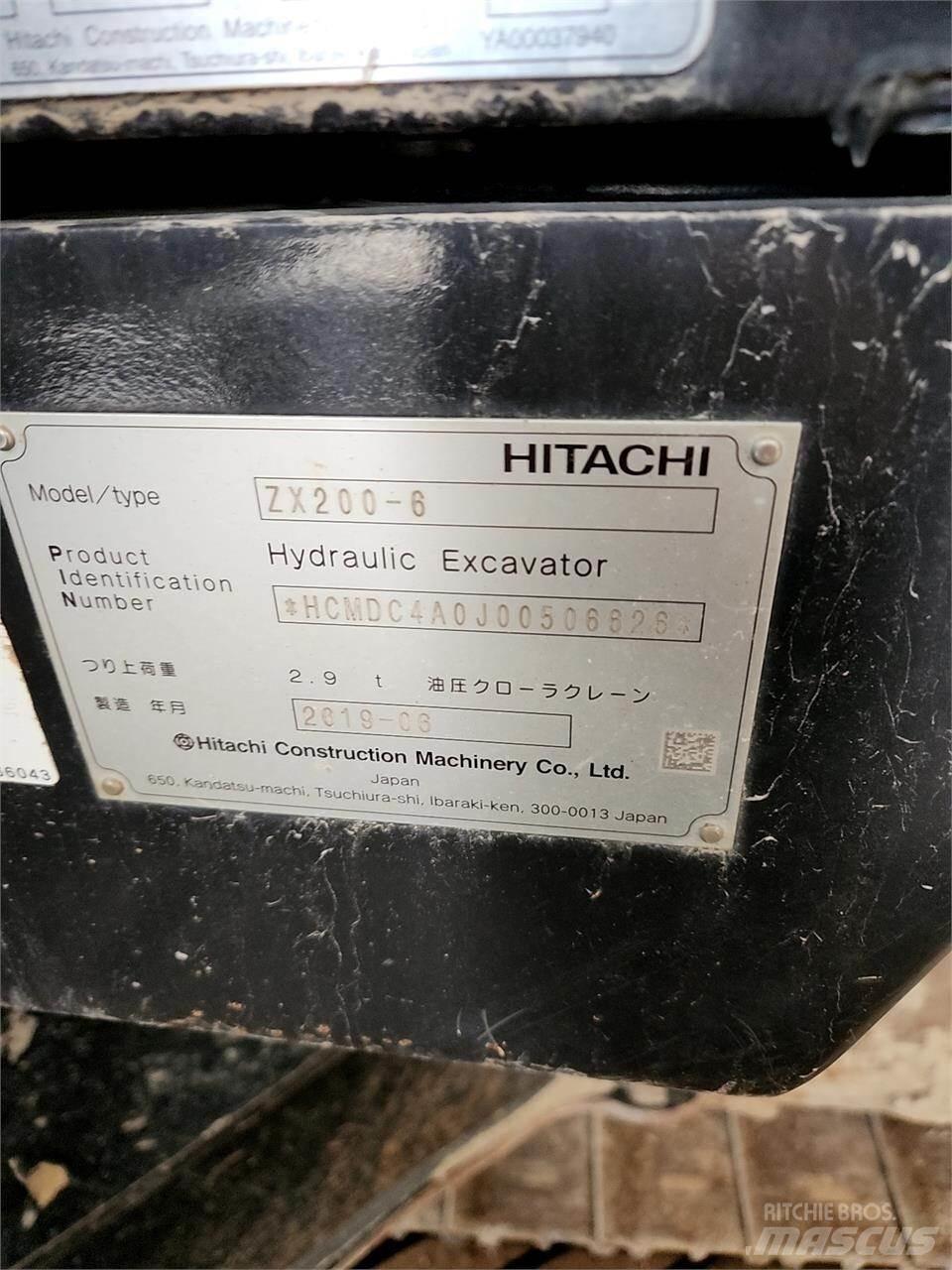 Hitachi ZX200-6 Paletli ekskavatörler