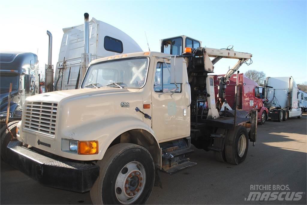 International 4700 Araç üzeri vinçler
