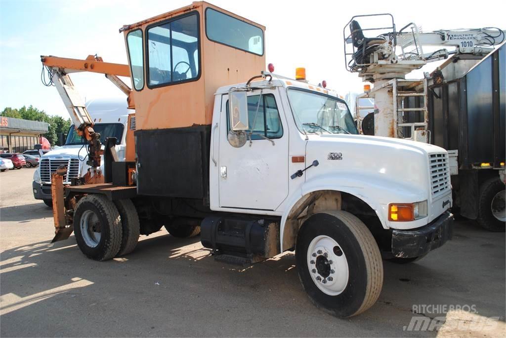 International 4700 Araç üzeri vinçler