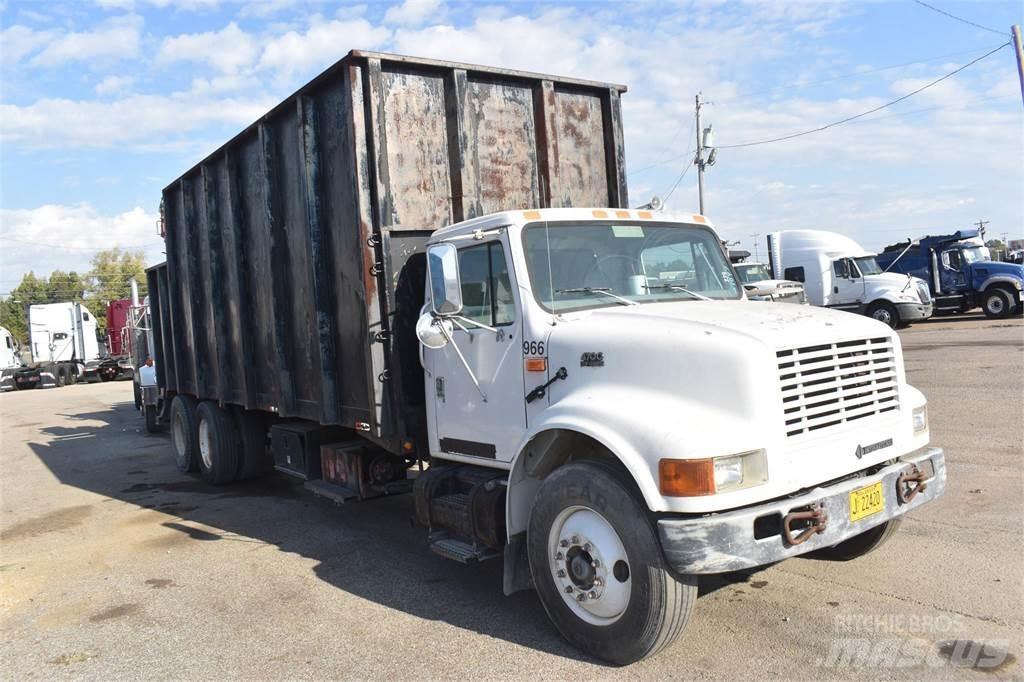 International 4900 Araç üzeri vinçler
