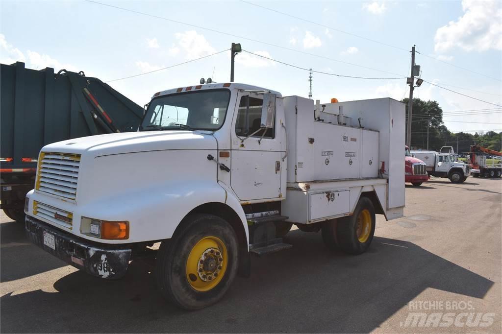 International 8200 Tankerli kamyonlar