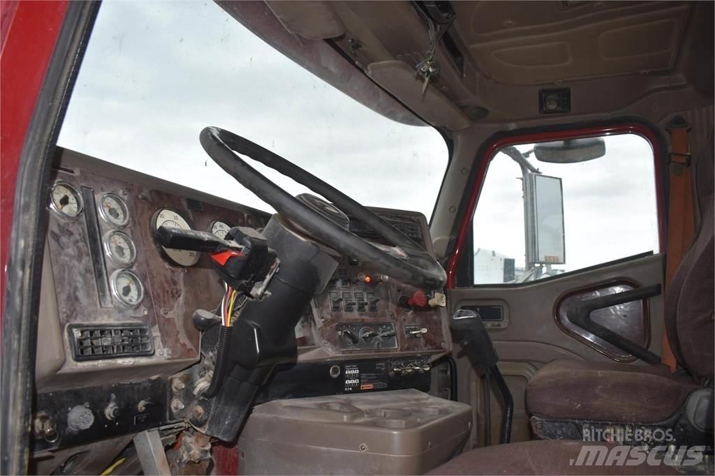 International 9200 Tankerli kamyonlar