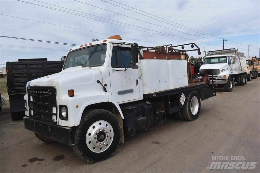 International S2300 Tankerli kamyonlar