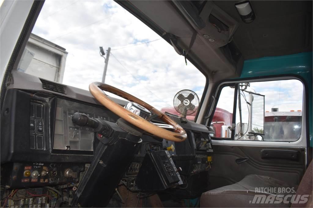 International S2600 Damperli kamyonlar