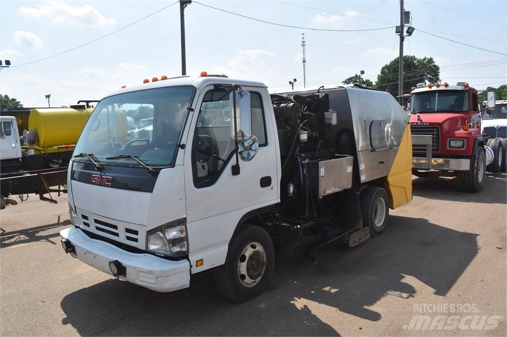 Isuzu NPR Süpürme kamyonları