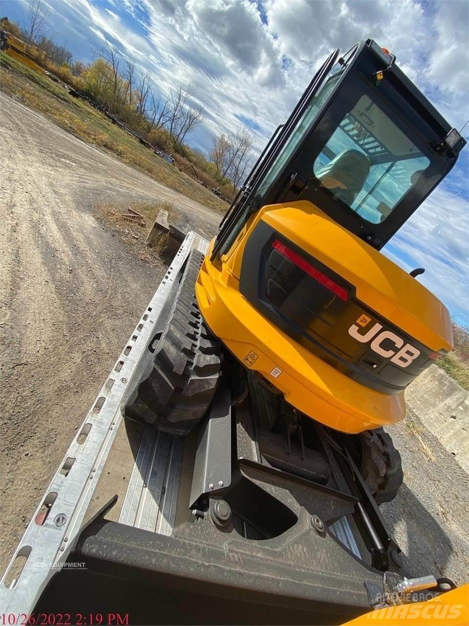 JCB 100C-2 Paletli ekskavatörler