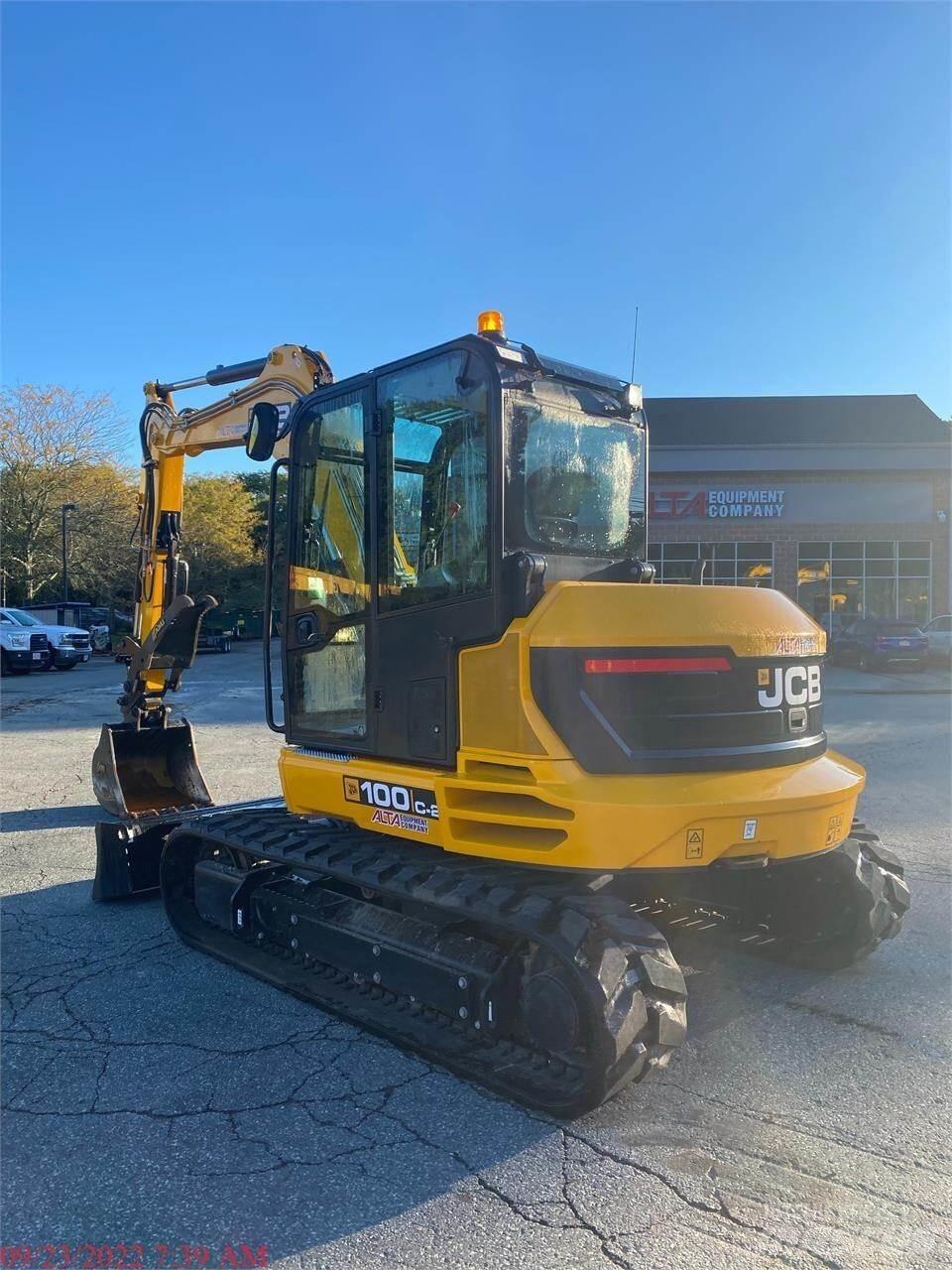 JCB 100C-2 Paletli ekskavatörler