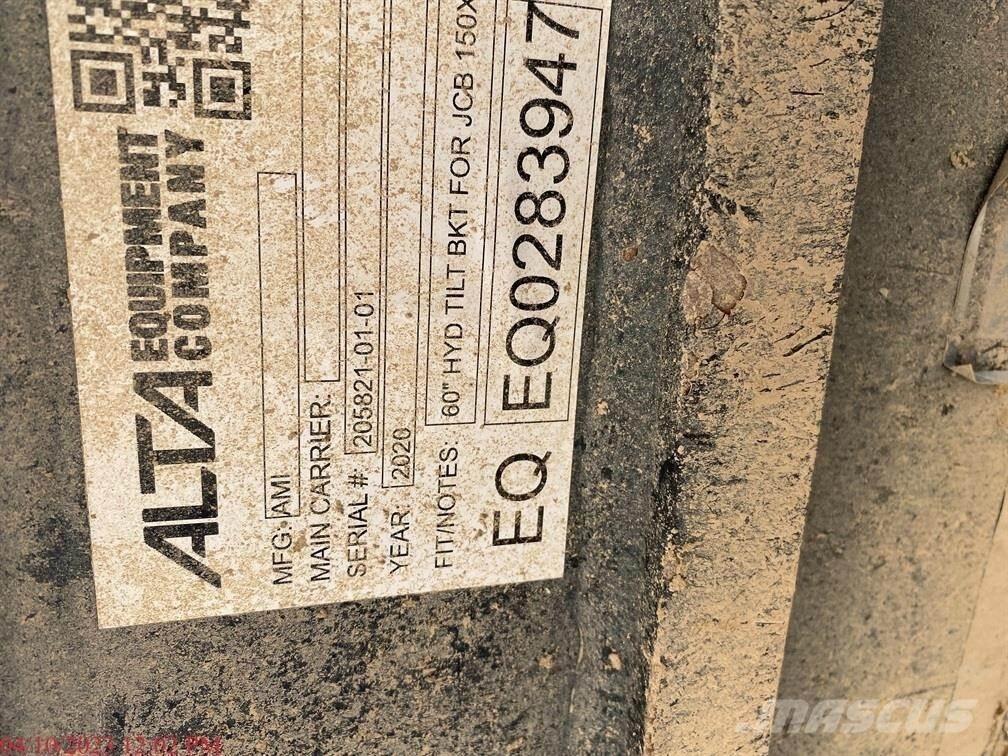 JCB 131X LC Paletli ekskavatörler