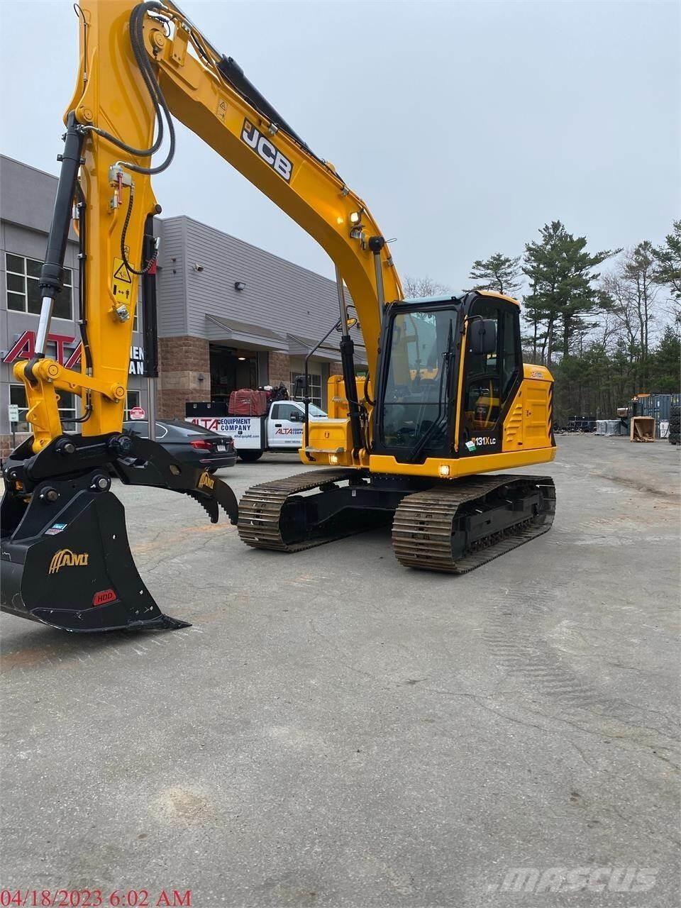 JCB 131X LC Paletli ekskavatörler