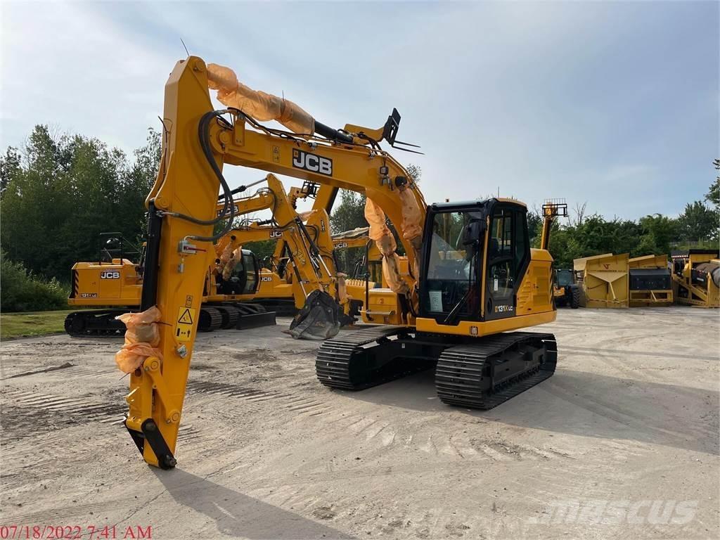 JCB 131X LC Paletli ekskavatörler