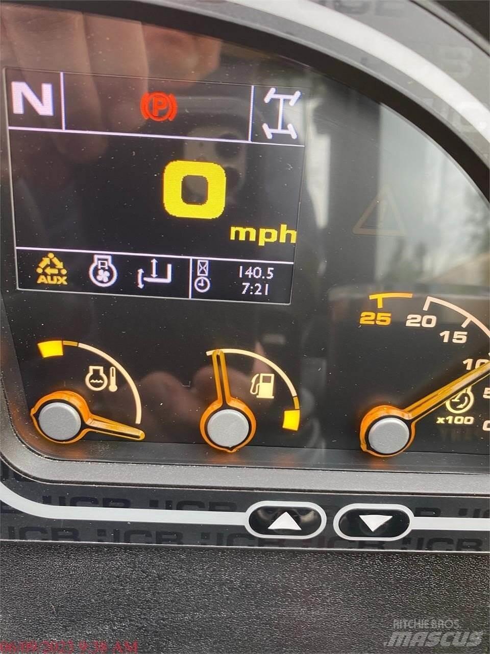 JCB 150X Paletli ekskavatörler