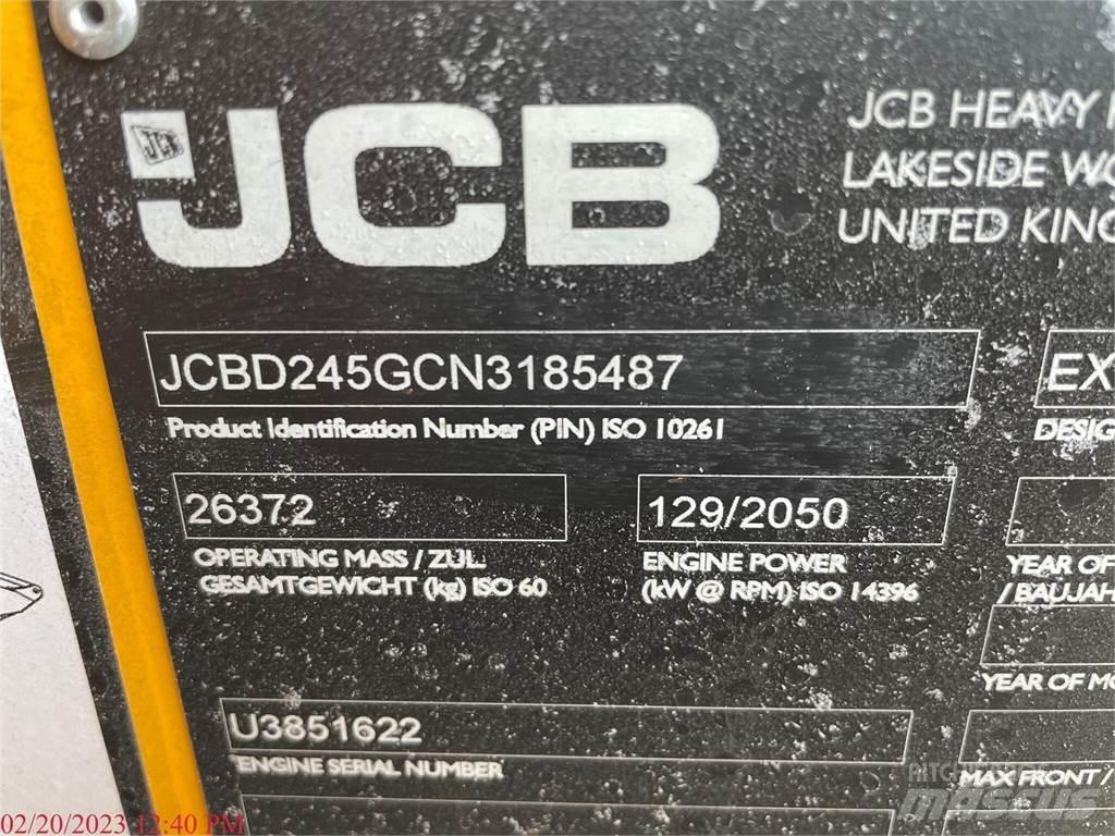 JCB 245XR Paletli ekskavatörler