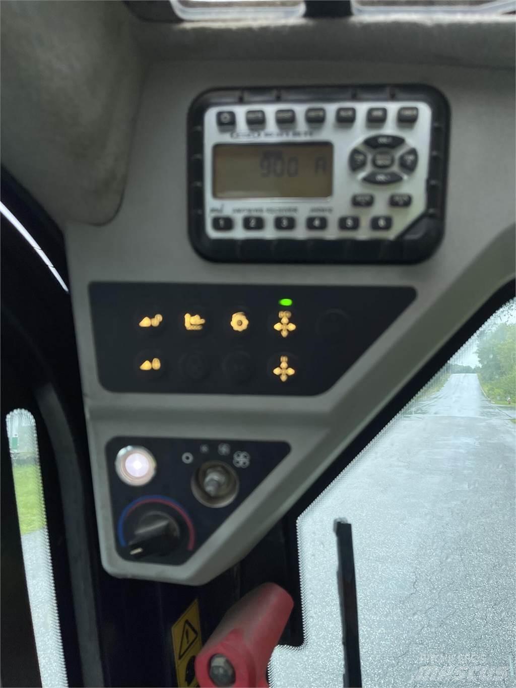 JCB 260T Skid steer loderler
