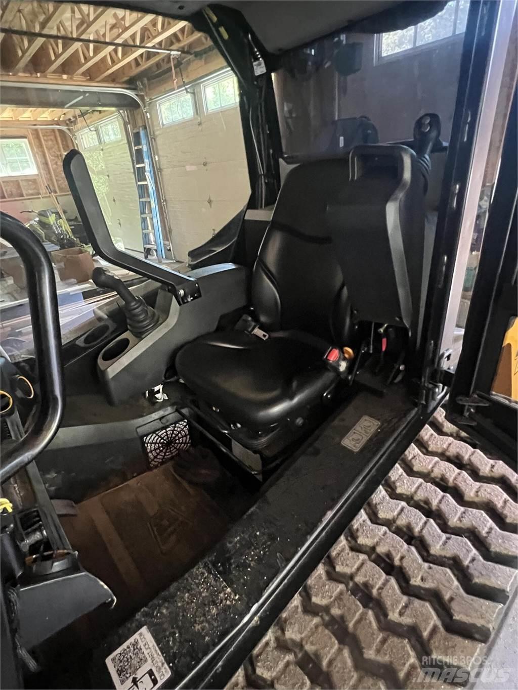 JCB 270T Skid steer loderler