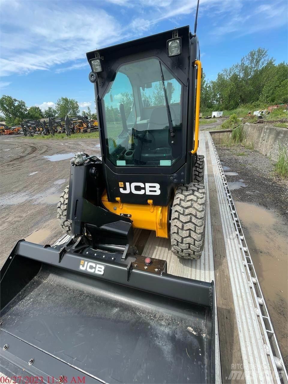 JCB 300 Skid steer loderler