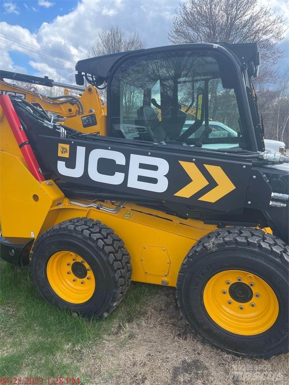 JCB 3TS-8W Skid steer loderler