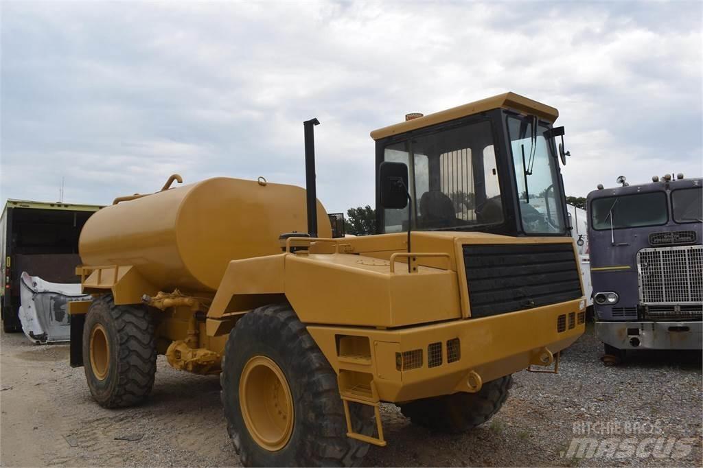 JCB 712 Su tankerleri
