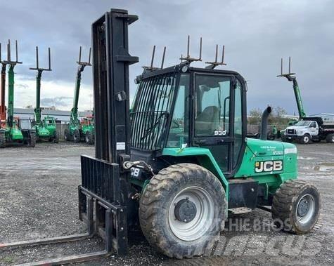 JCB 930 Arazi tipi forklift