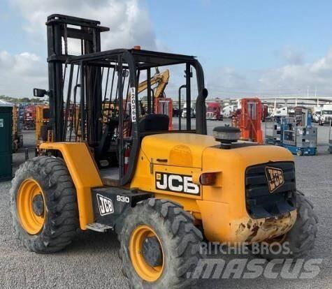 JCB 930 Arazi tipi forklift