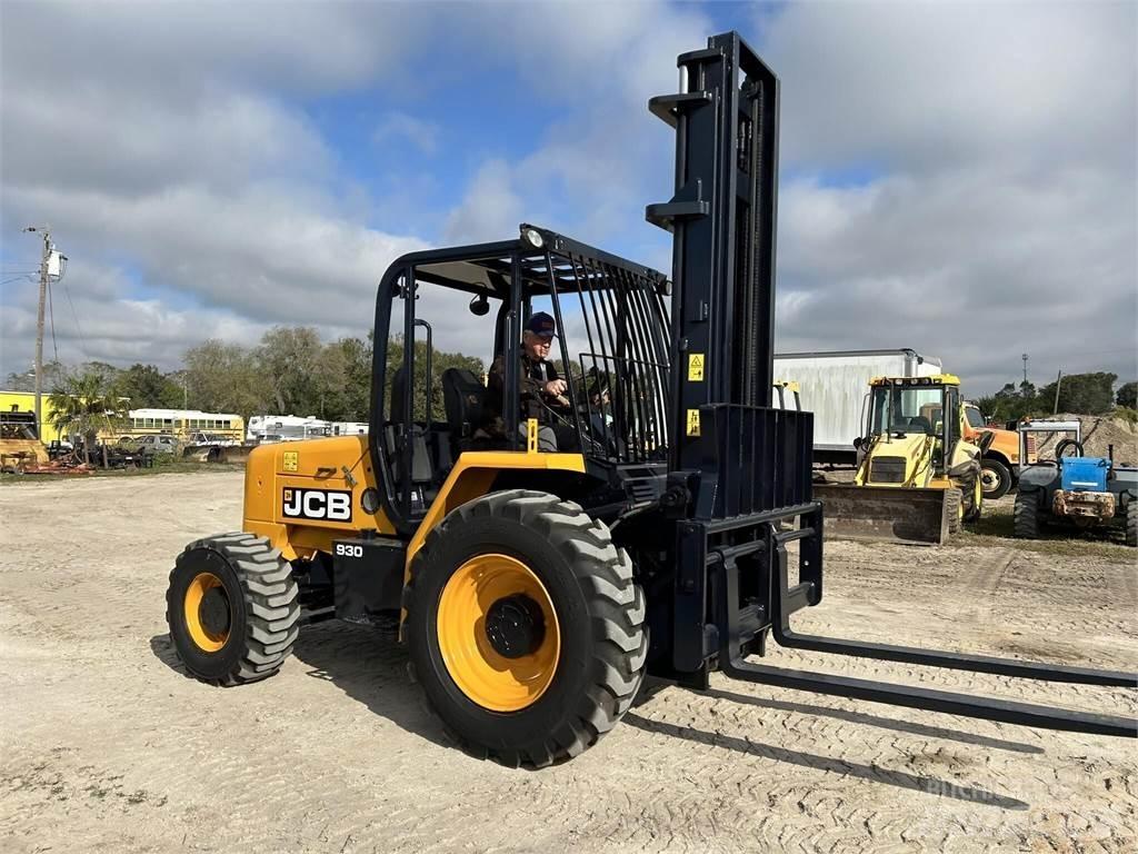 JCB 930 Arazi tipi forklift