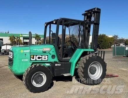 JCB 940 Arazi tipi forklift