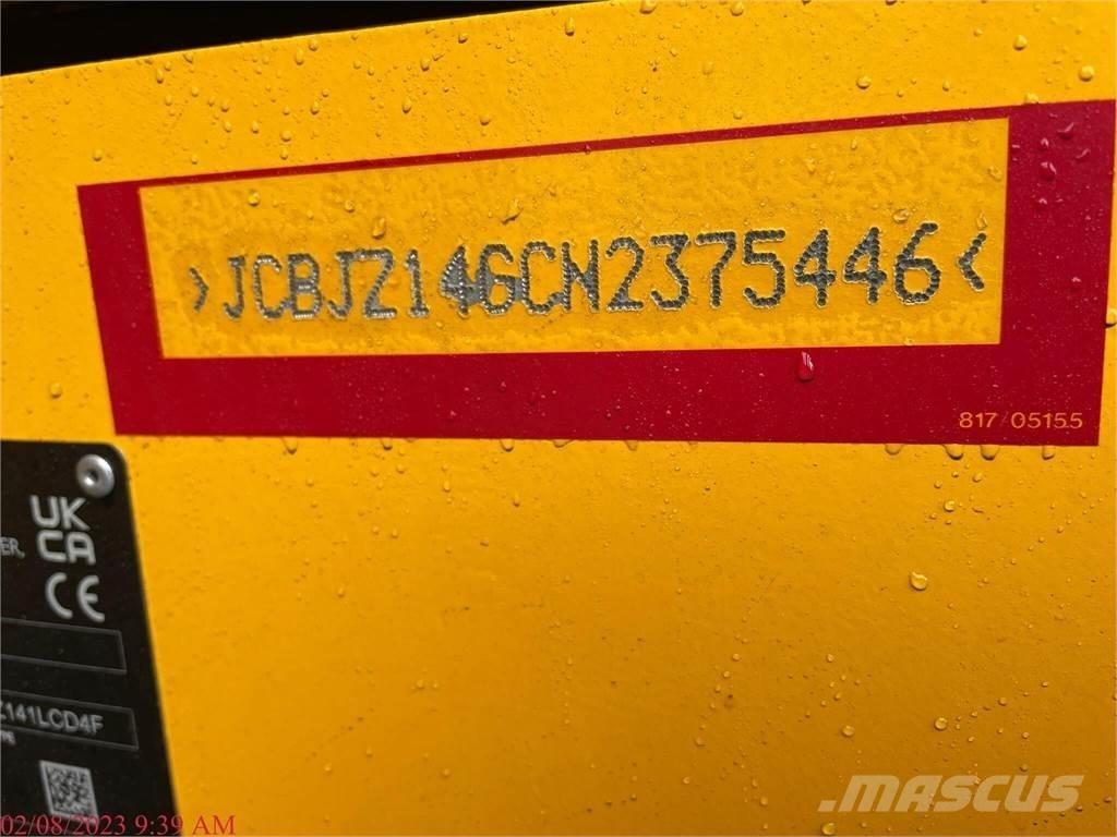 JCB JZ141 LC Paletli ekskavatörler