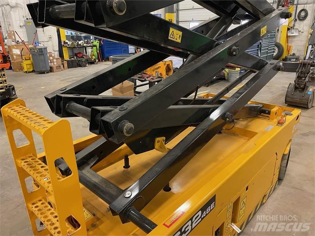 JCB S3246E Makasli platformlar