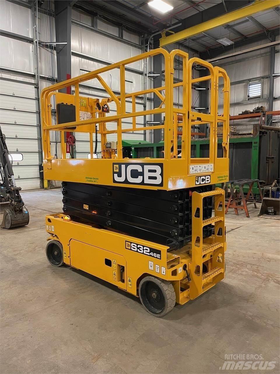JCB S3246E Makasli platformlar