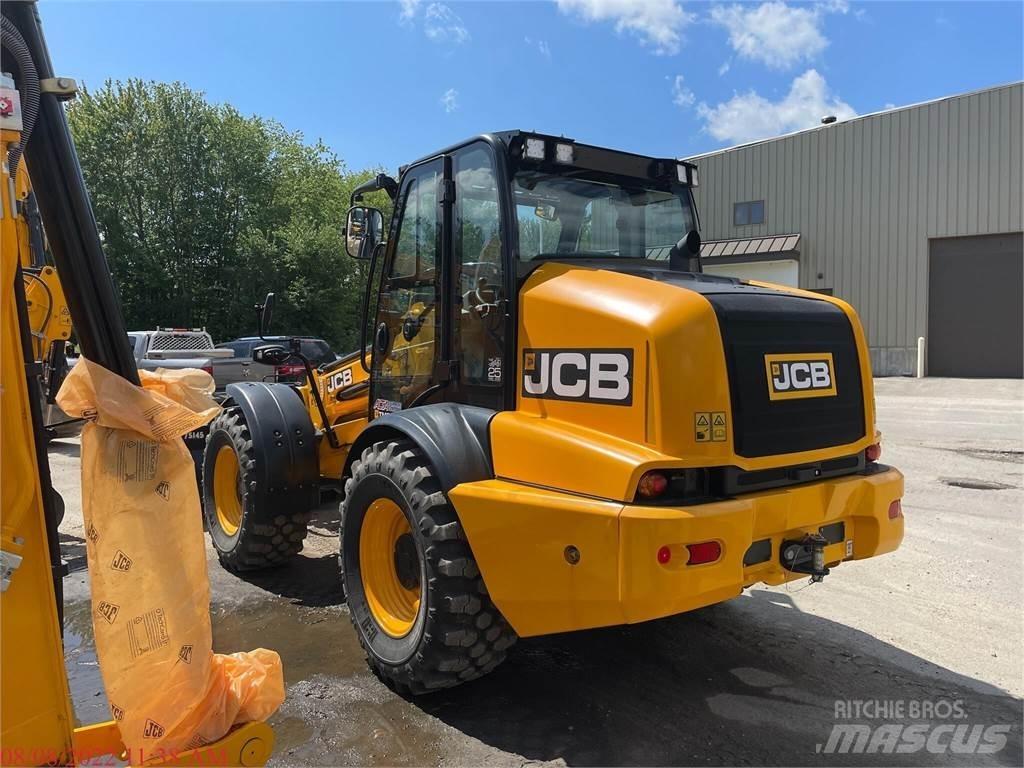 JCB TM320 Tekerlekli yükleyiciler