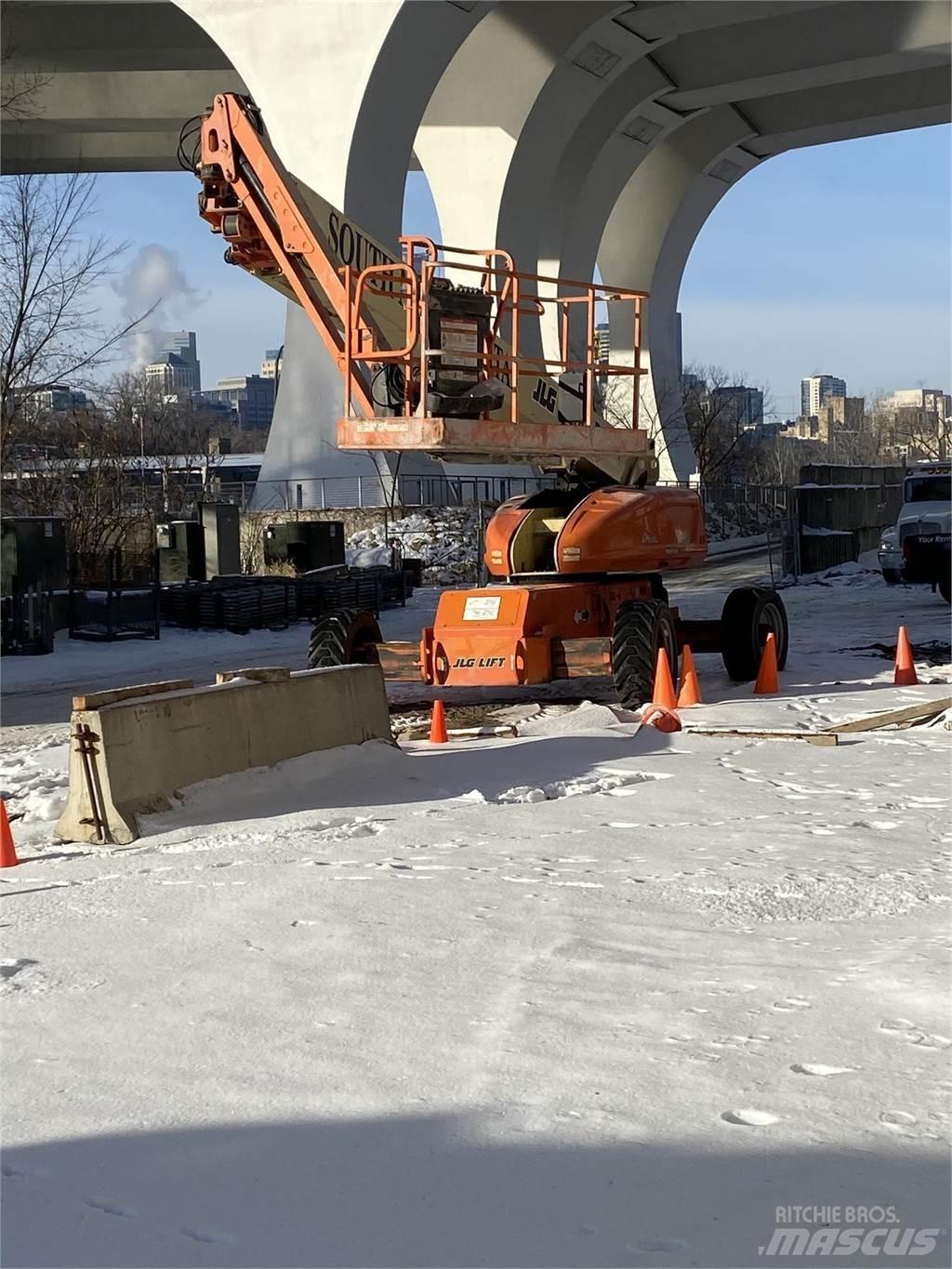 JLG 1350SJP Teleskopik personel platformları