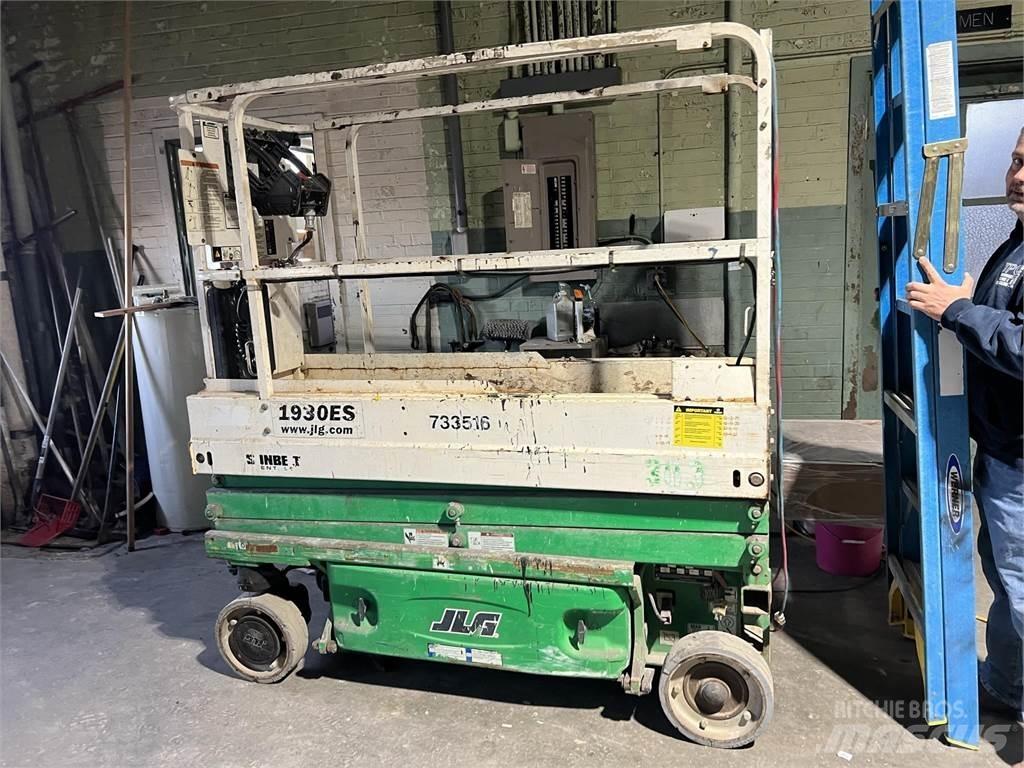 JLG 1930ES Makasli platformlar