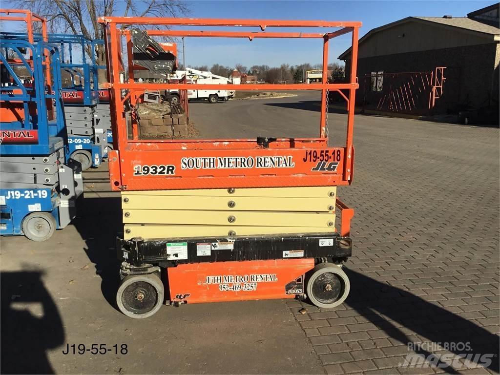 JLG 1932R Makasli platformlar