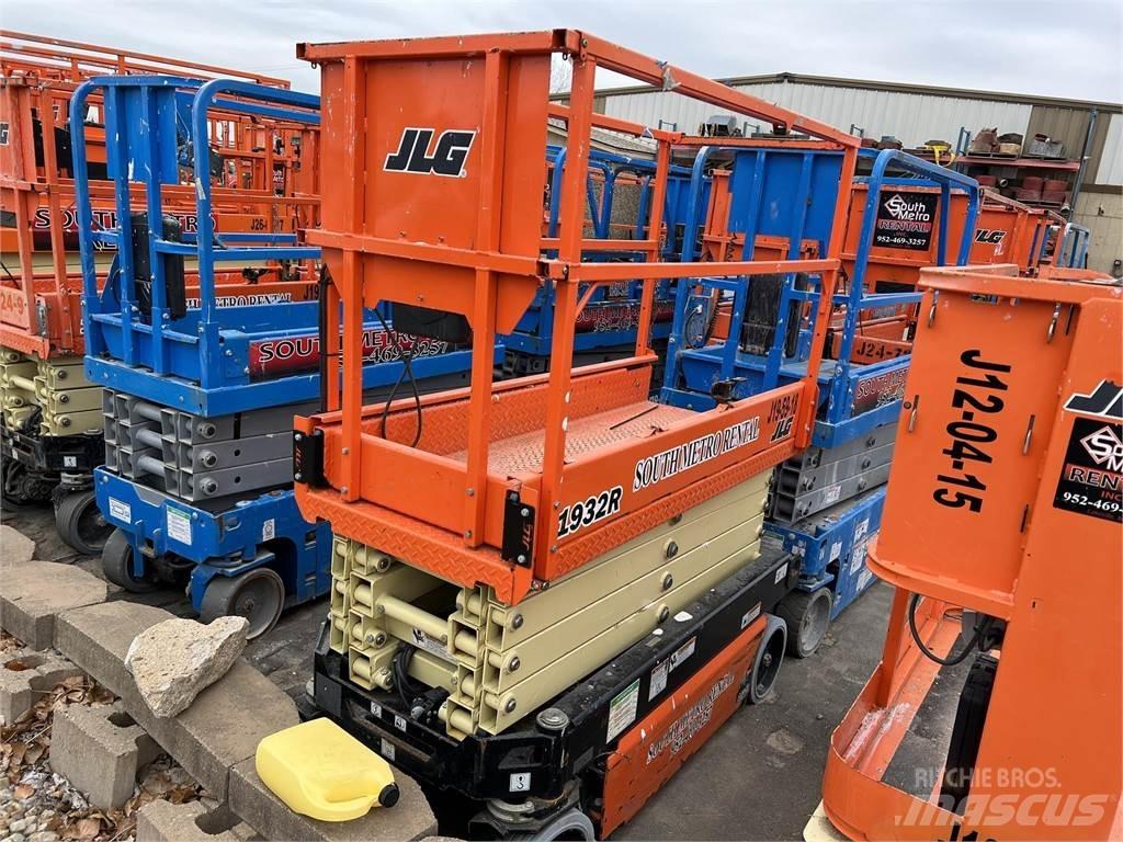 JLG 1932R Makasli platformlar