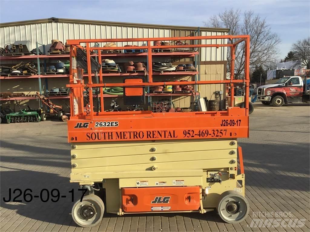 JLG 2632ES Makasli platformlar