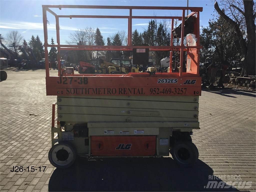 JLG 2632ES Makasli platformlar