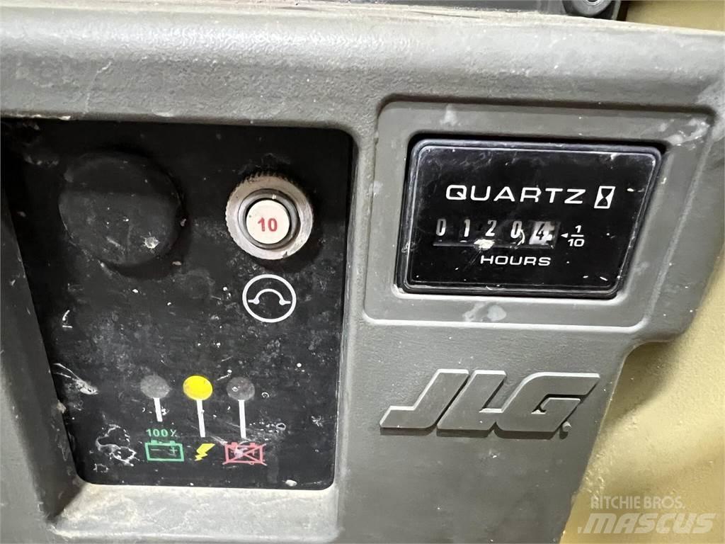 JLG 2632ES Makasli platformlar