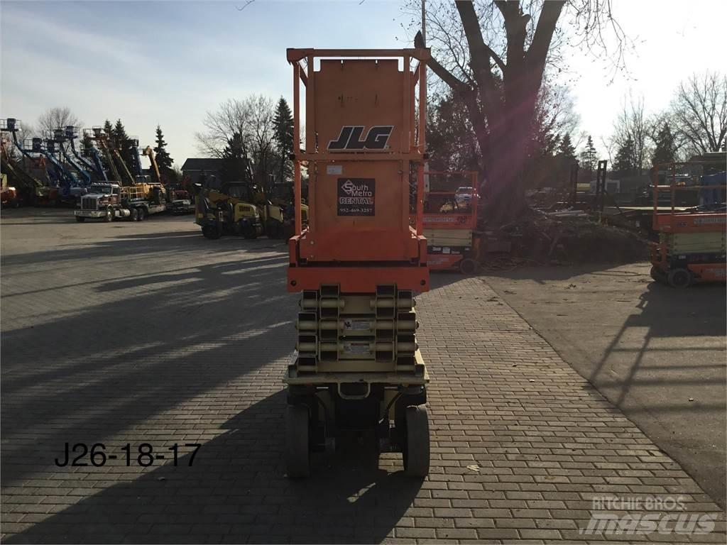 JLG 2632ES Makasli platformlar