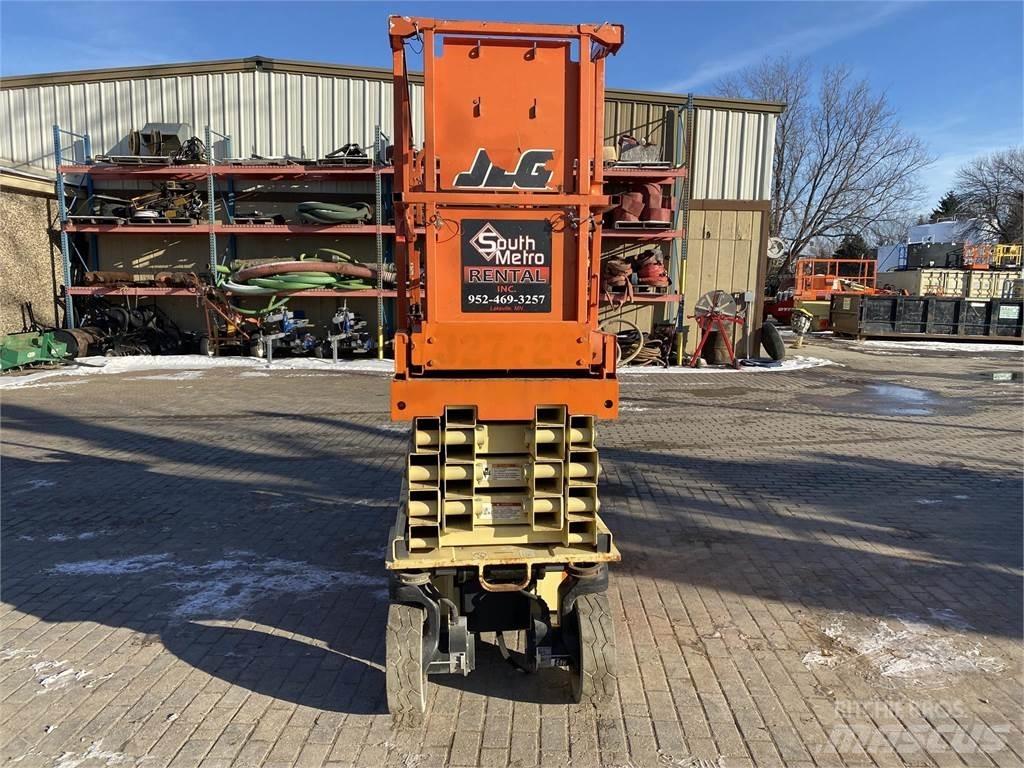 JLG 2632ES Makasli platformlar