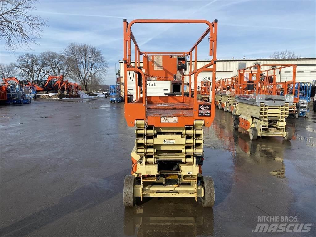 JLG 2646ES Makasli platformlar