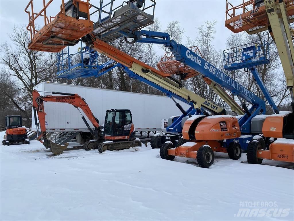 JLG 400S Teleskopik personel platformları