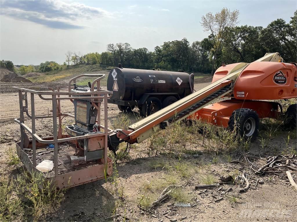 JLG 400S Teleskopik personel platformları