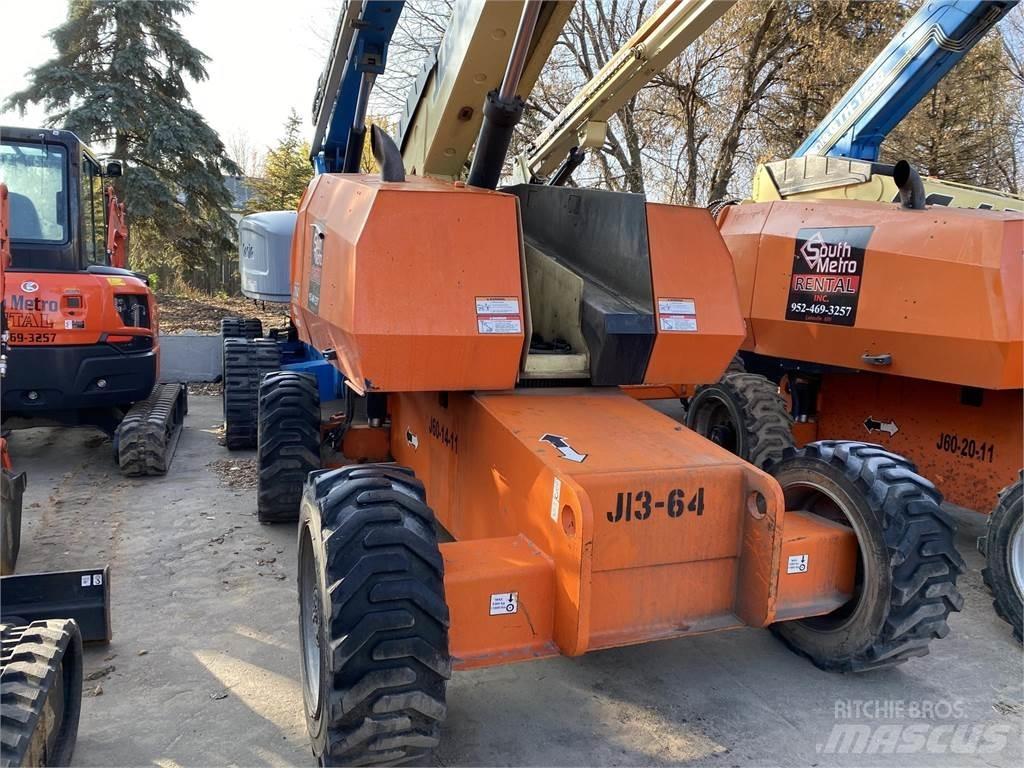 JLG 600S Teleskopik personel platformları