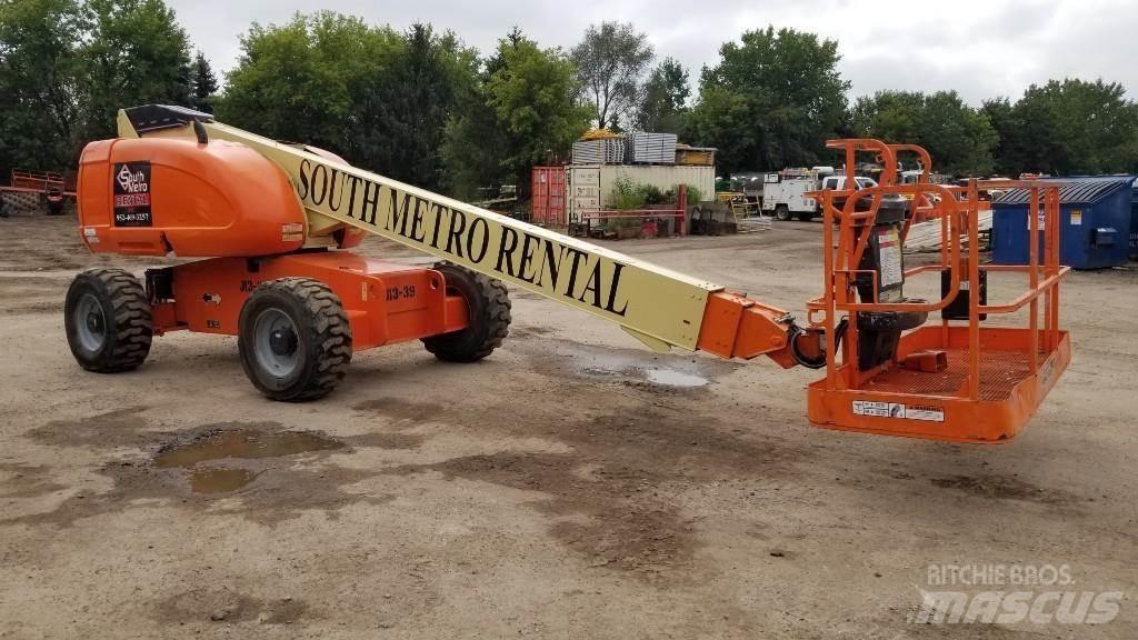 JLG 600S Teleskopik personel platformları