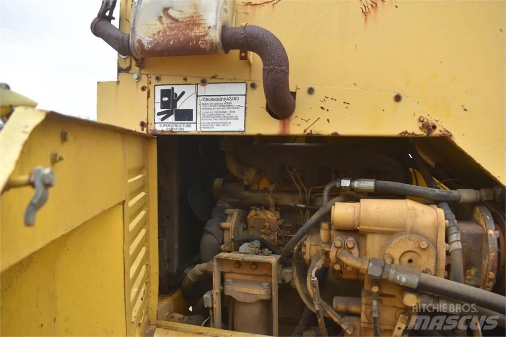 JLG 886 Arazi Tipi Vinçler (RT)