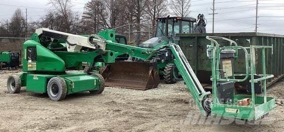 JLG E400AJPN Körüklü personel platformları